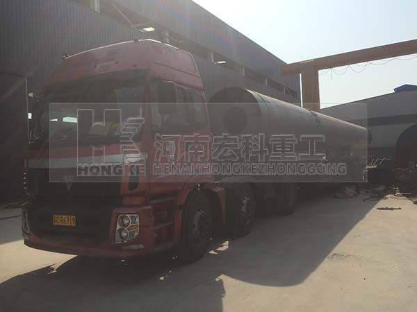 發(fā)往江蘇徐州的陶?;剞D(zhuǎn)窯發(fā)貨現(xiàn)場實(shí)拍